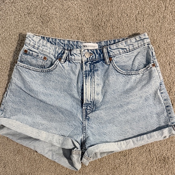 Zara Pants - Zara Washed Light Blue High-Rise Cuffed Denim Shorts